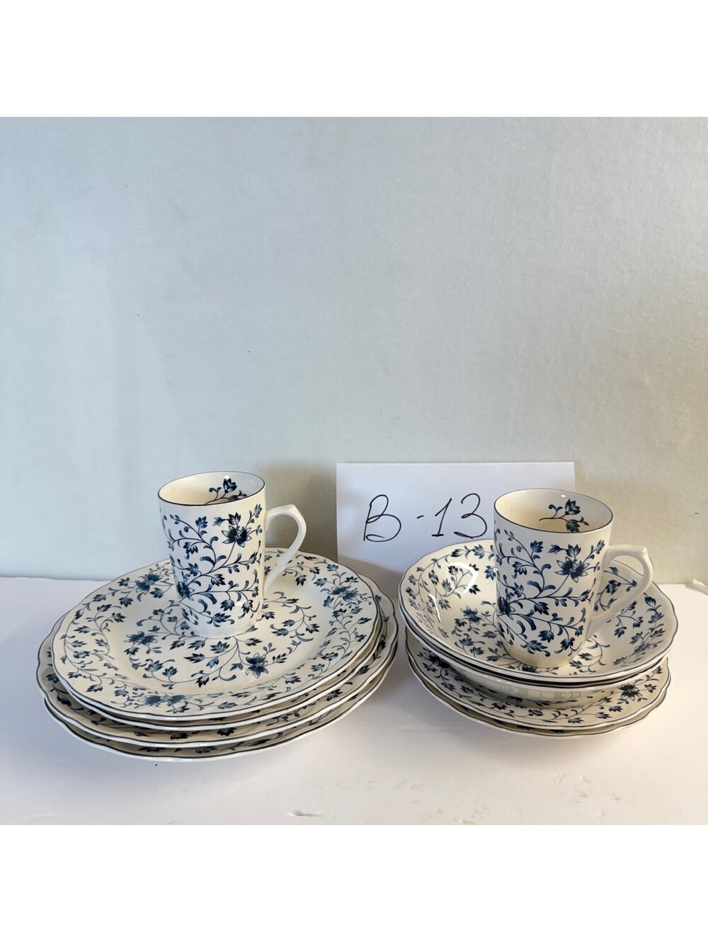 Nikko Fine Tableware Blue Floral Porcelain Set - 8 Pieces - Storage Location B-1